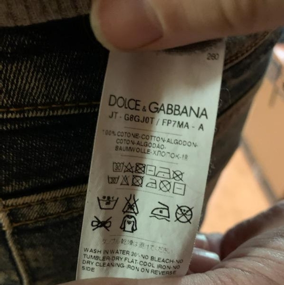 Dolce and Gabbana (Authentic) - Picture 2 of 4